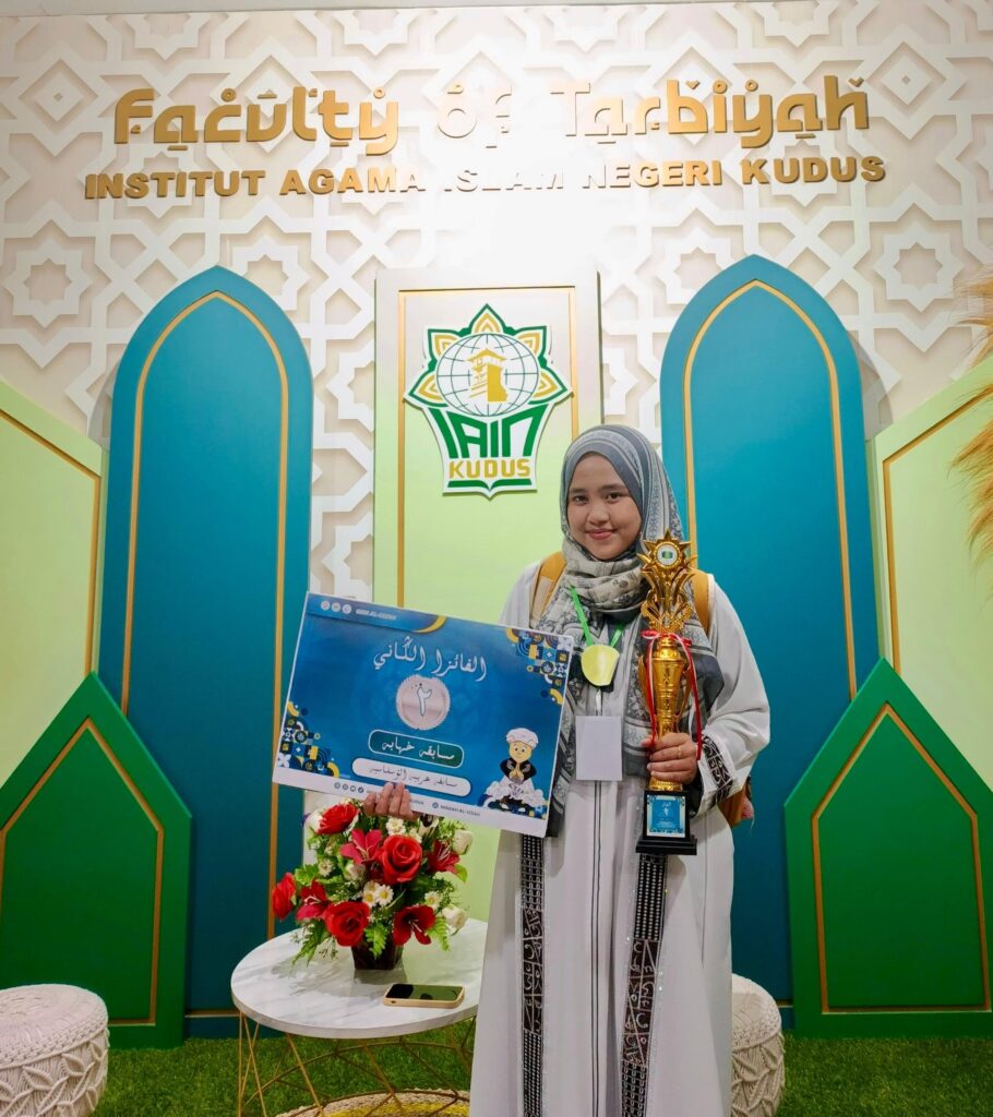 Mahasiswa Bahasa dan Sastra Arab Sabet Juara 2 Lomba Khitobah di Ajang MISBAH UIN Sunan Kudus 2025